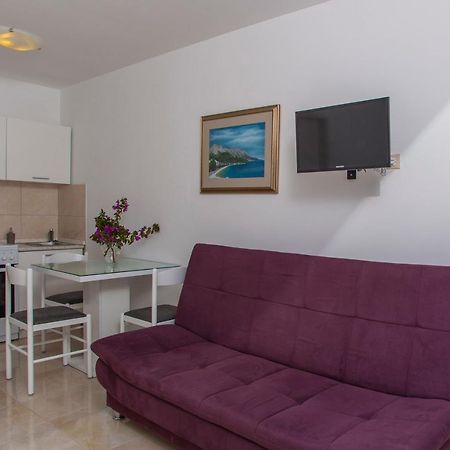 Apartments Lara Podgora Esterno foto