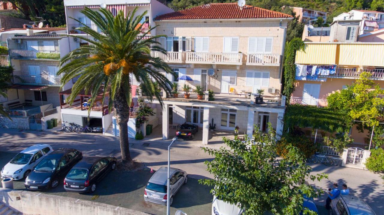 Apartments Lara Podgora Esterno foto