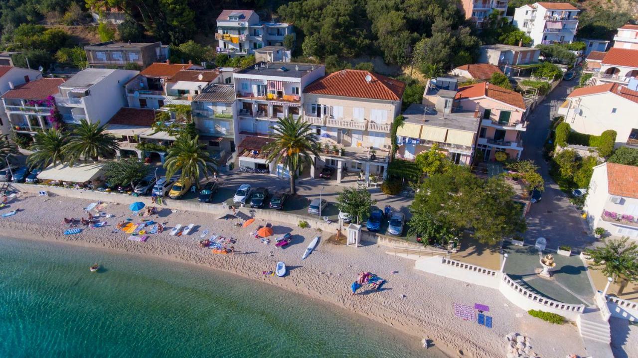 Apartments Lara Podgora Esterno foto
